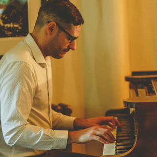 Mark Fowler Photo