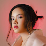 Yura Yunita profile