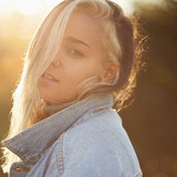 Yoly Saa profile