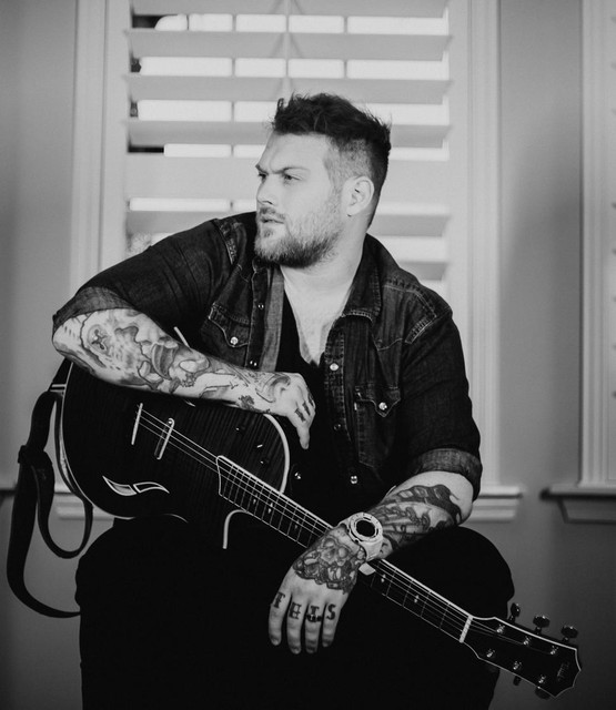 Danny Worsnop photo