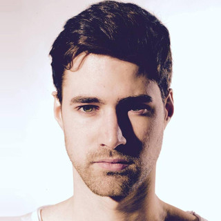 Enzo Bennet Photo