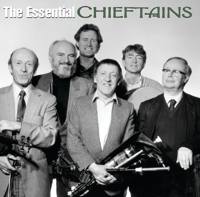 The Essential Chieftains cover