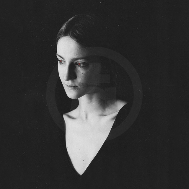 Хадн Дадн Photo