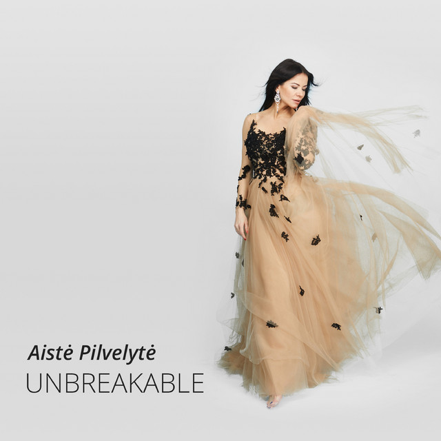 Aistė Pilvelytė photo