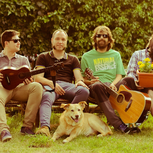 Ukulele Clan Band photo