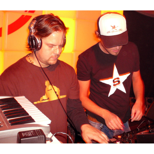 Deck Raiders Photo