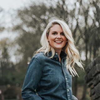 Elizabeth Lyons Photo