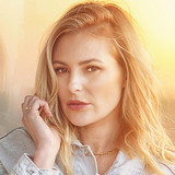 Karlien Van Jaarsveld profile