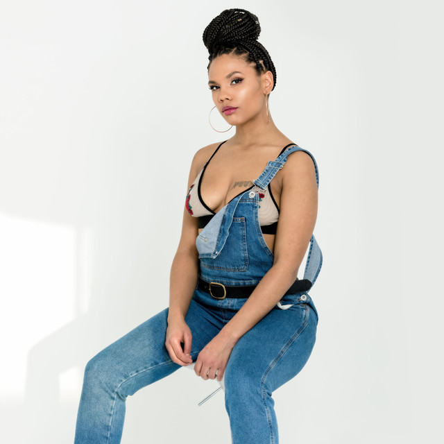 Marie Carmen photo