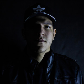 L‐Side Photo