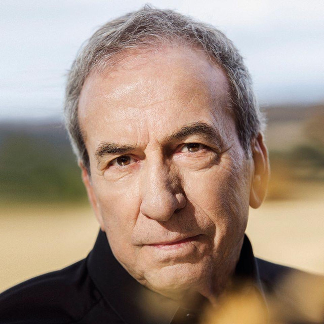 José Luis Perales photo