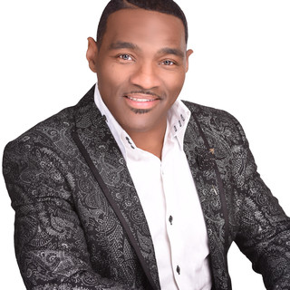 Earnest Pugh Photo