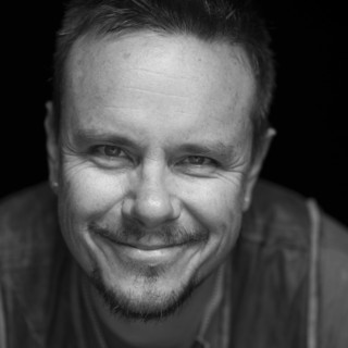 Simon Shackleton Photo