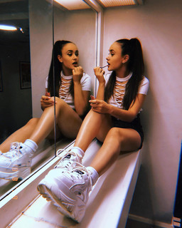Oliviya Photo