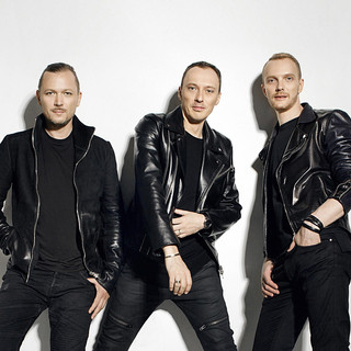 Swanky Tunes Photo