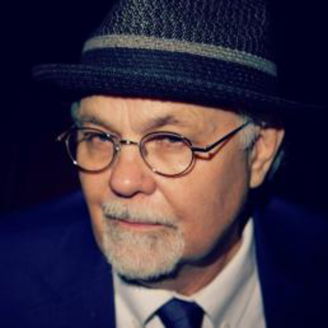 Gary Nicholson photo