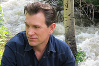 Chris Isaak Photo