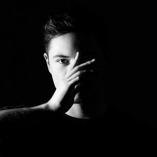 Julian Gray Photo