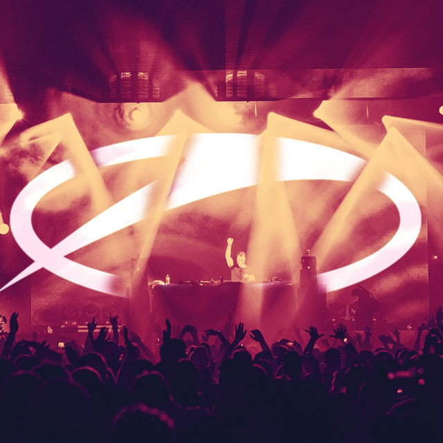Armin van Buuren ASOT Radio