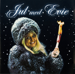 Jul med Evie cover