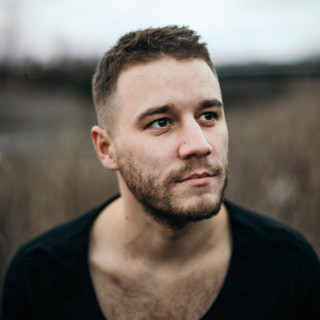 Andrew Galucki Photo