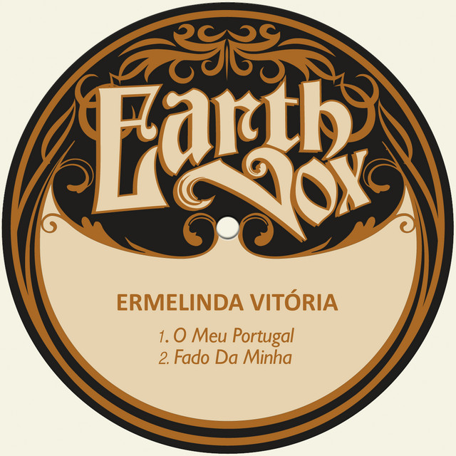 Ermelinda Vitória Photo