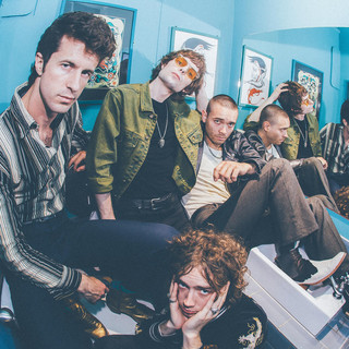 Warbly Jets Photo