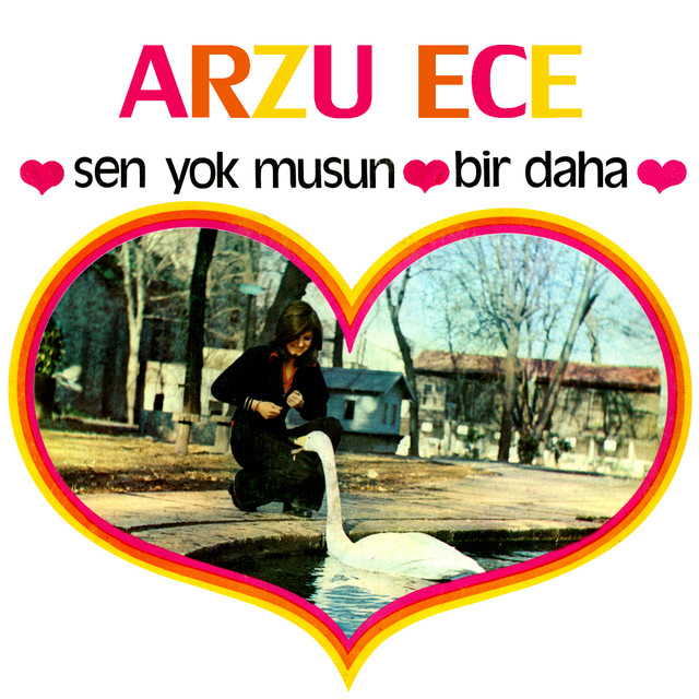 Arzu Ece Photo