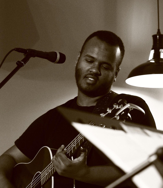 Emanuel Roro | Spotify