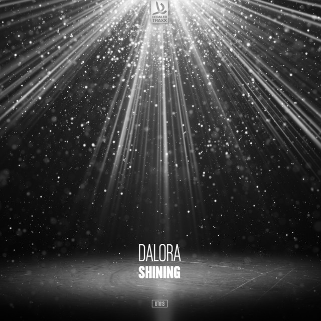 Dalora Photo