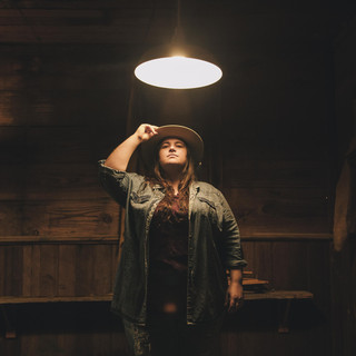 Julie Rhodes Photo