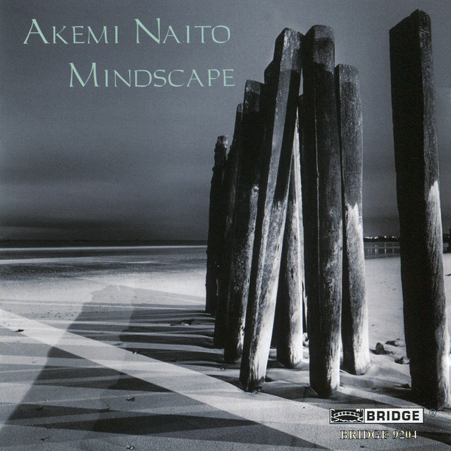 Akemi Naito Photo