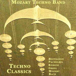 Techno Classics: Beethoven - Pachelbel - Rossini - Grieg - Mozart - Bach Albumcover