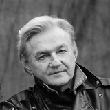 Finn Kalvik profile