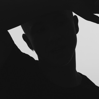 Floni Photo