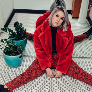 Ash Gray Photo
