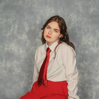 Ellie Bleach Photo