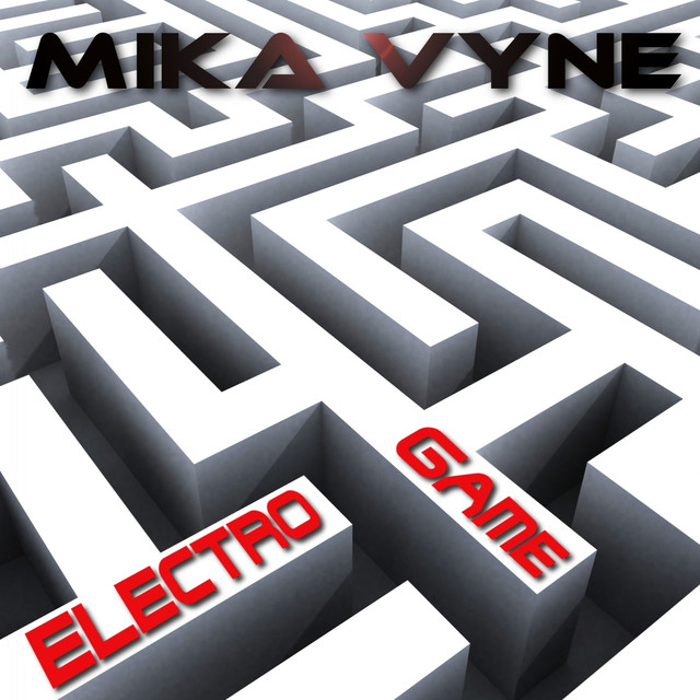 Mika Vyne Photo
