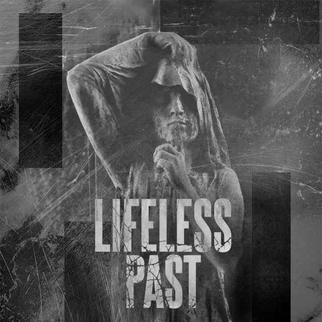 Lifeless Past Photo