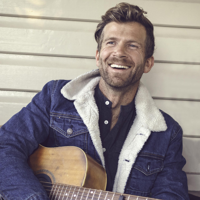 Owen Campbell photo