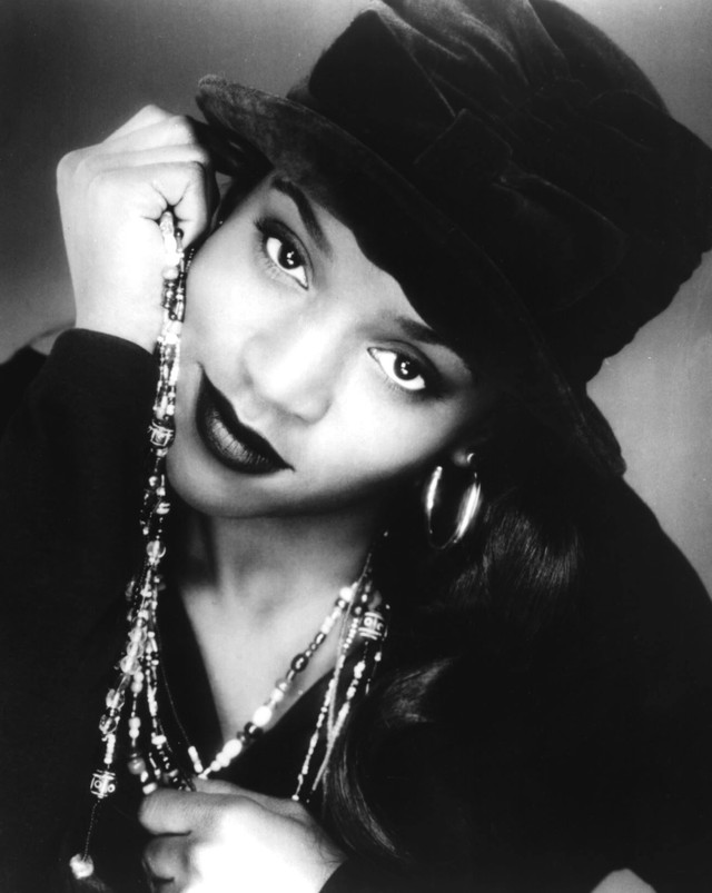 Chantay Savage Photo