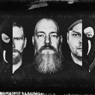 Iron Walrus Photo