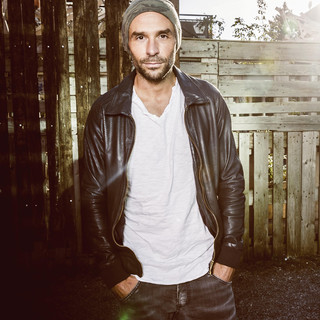 Maurice Photo
