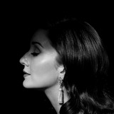 Carly Paoli profile
