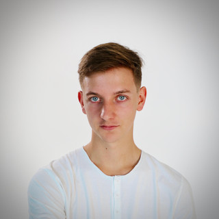 Nik Ernst Photo