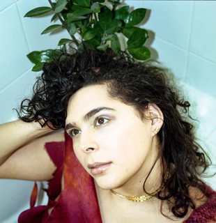 Ariel Zetina Photo
