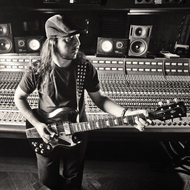 Daron Malakian And Scars On Broadway
