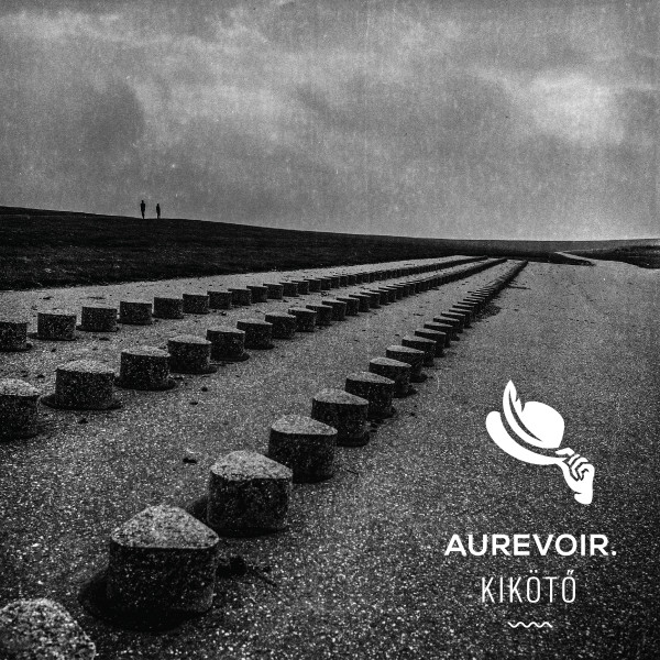 Kikötő cover