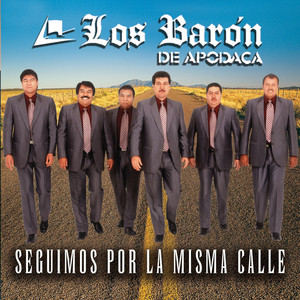 Segumos Por La Misma Calle album