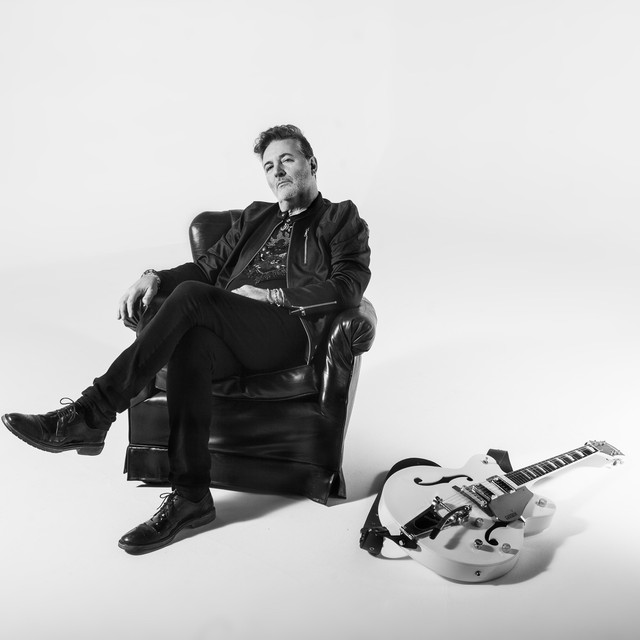 Miguel Mateos photo
